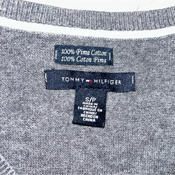 Tommy Hilfiger Sweater💞 - Picture 4 of 4
